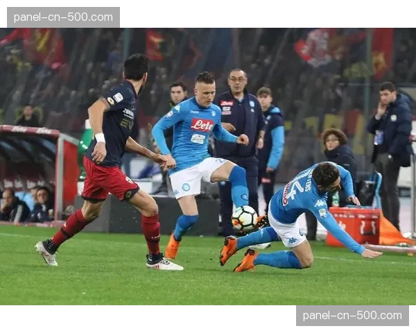 意甲：那不勒斯0-2不敌罗马，联赛四轮不胜，欧冠资格渐行渐远